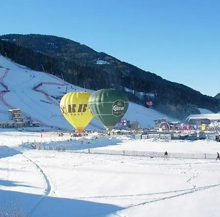 Haus Nadja 아파트 *